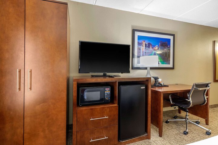 Room 15 of 30