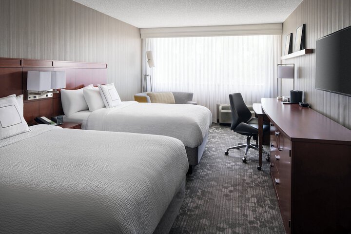 Courtyard by Marriott Richmond / Berkeley