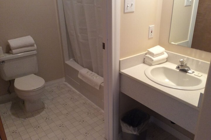 Room 7 of 20