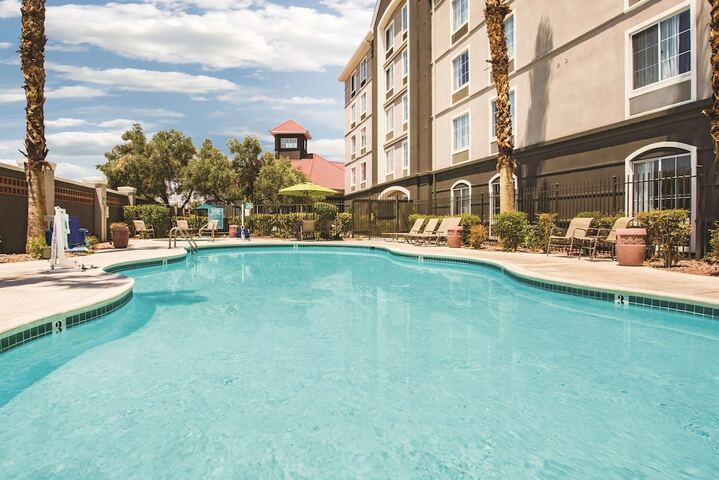 Pool 6 of 41