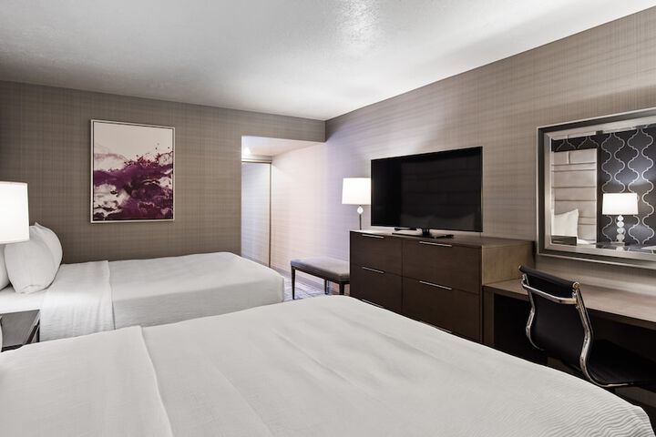 Room 28 of 45