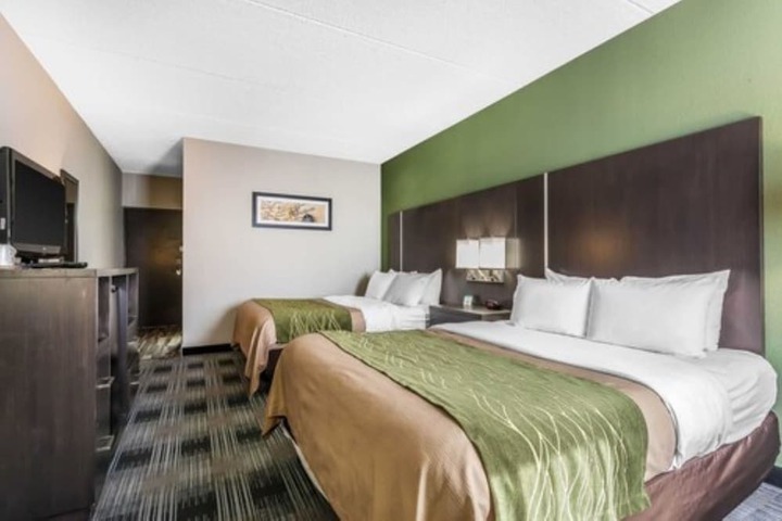 Room 8 of 26