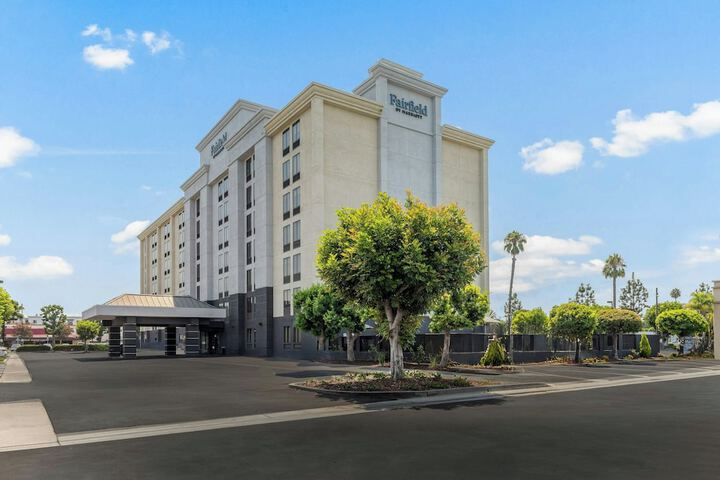 Fairfield Inn & Suites Anaheim North / Buena Park.
