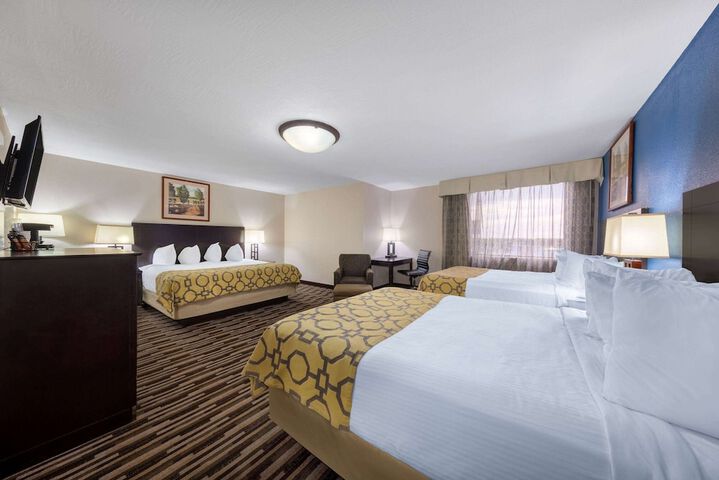 Room 20 of 33