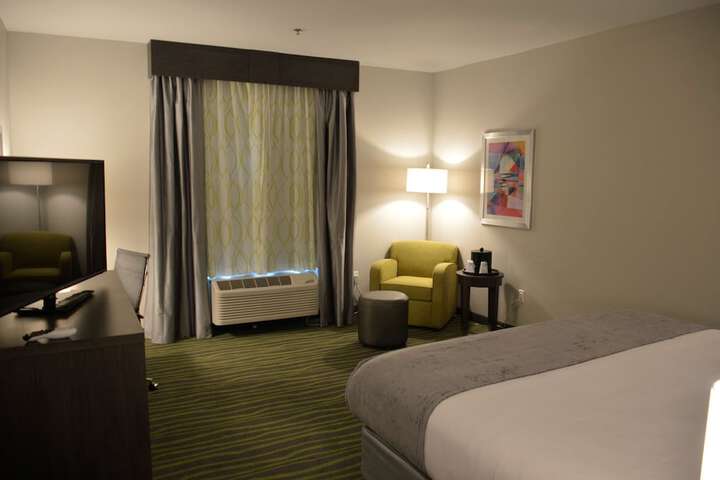 Room 49 of 84