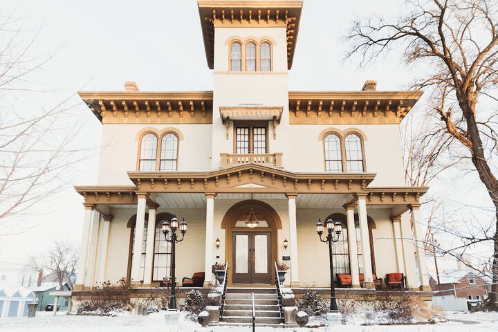 The Pepin Mansion Historic B & B