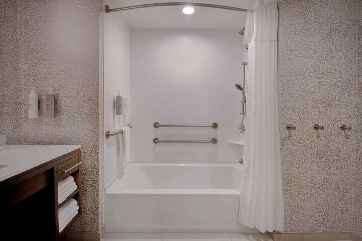 Room 33 of 45