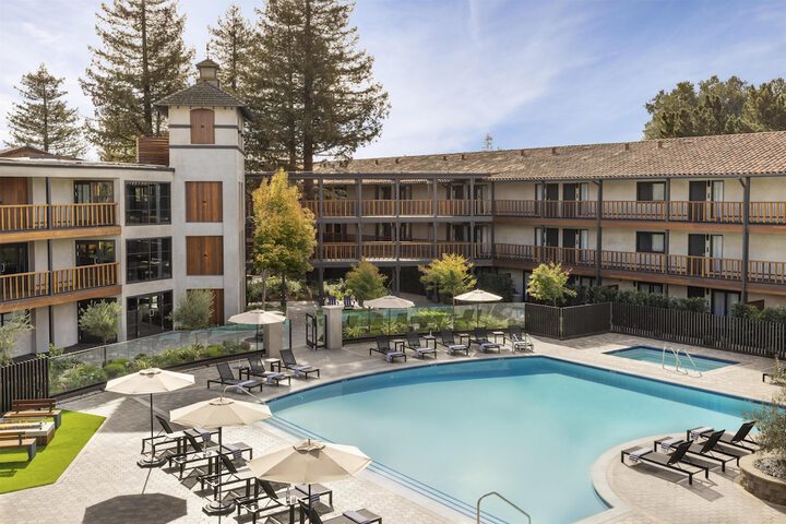 Casa Mani Resort Napa Valley Curio Collection by Hilton