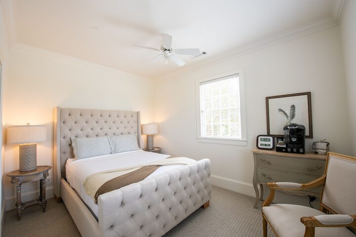 Room 12 of 43