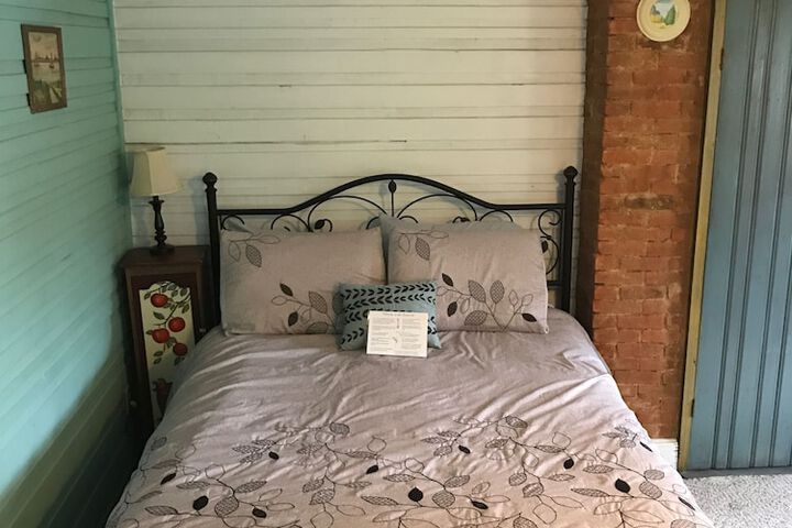 Room 19 of 29