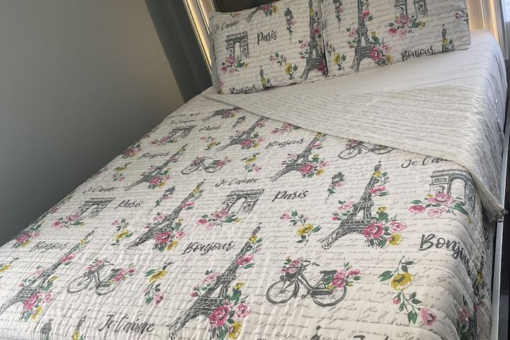 Akeems guest house