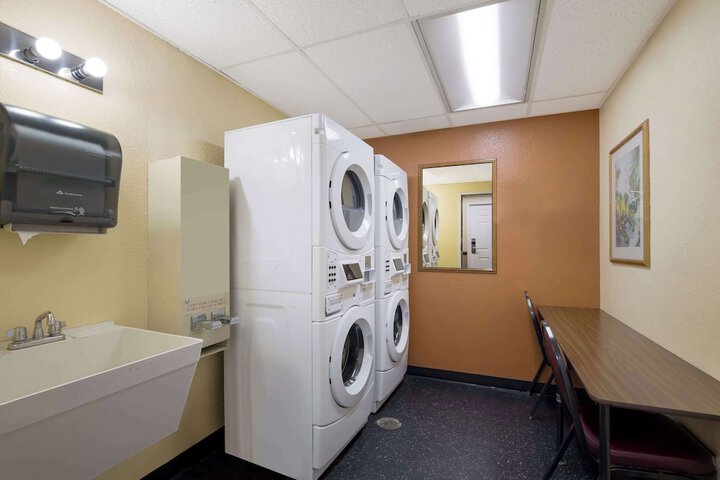 Room 20 of 31