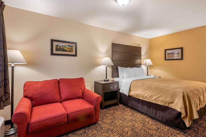 Room 31 of 38