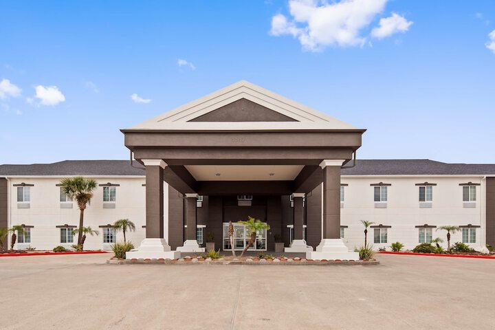 Hotel 2 of 19