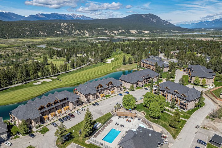 Bighorn Meadows Resort
