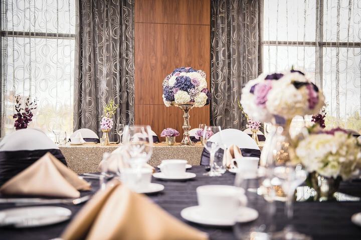 Ballroom/Hall 34 of 39