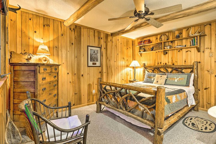River Access + Mtn Views: Cullowhee Lodge!