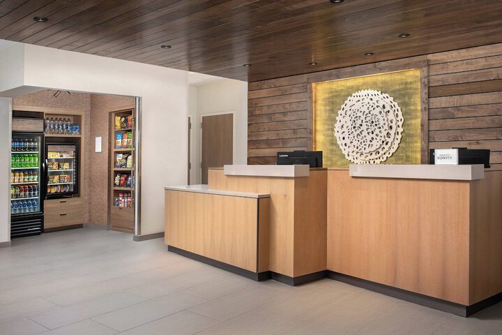 Fairfield Inn & Suites by Marriott Knoxville Lenoir City / I-75
