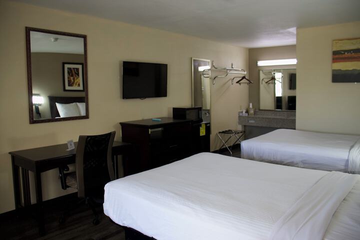Room 33 of 33