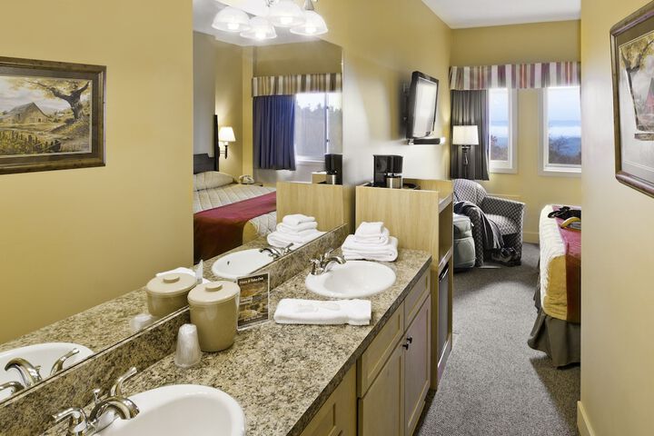 Steele Hill Resorts