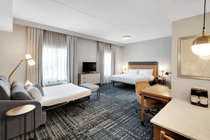 Room 15 of 46
