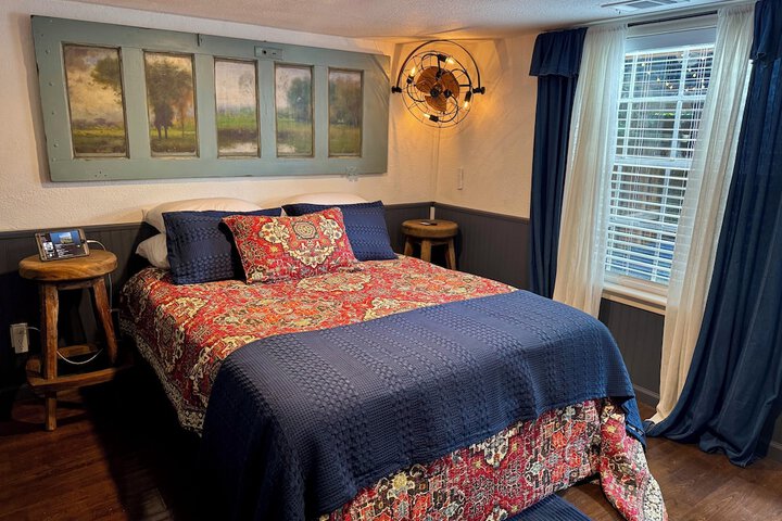 Hodge Podge Lodge