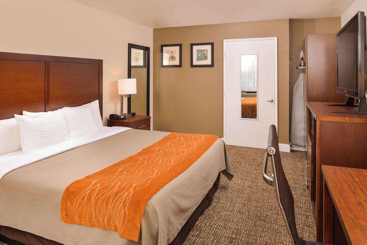 Room 40 of 48
