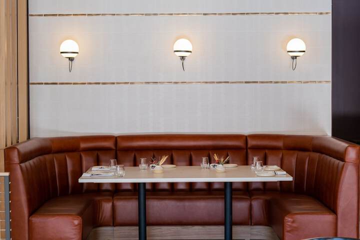 Dining 38 of 70