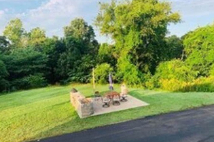 Property Grounds 26 of 28