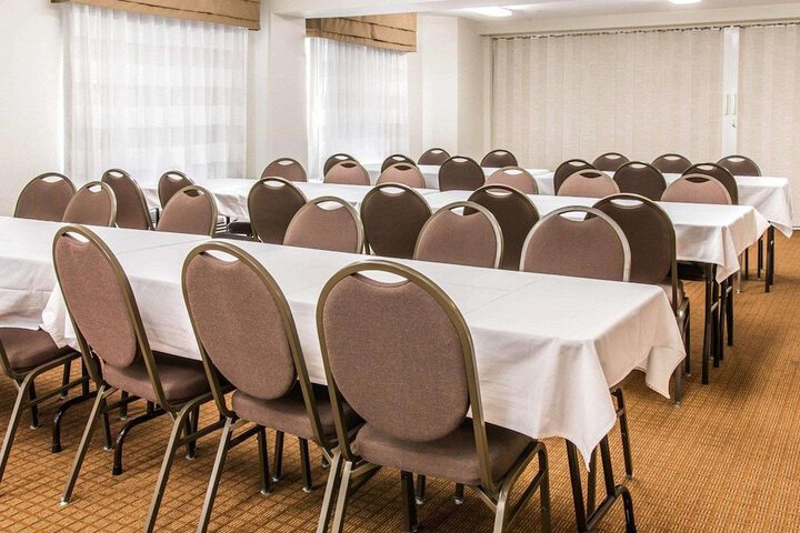 Sleep Inn Midland - Bay City West