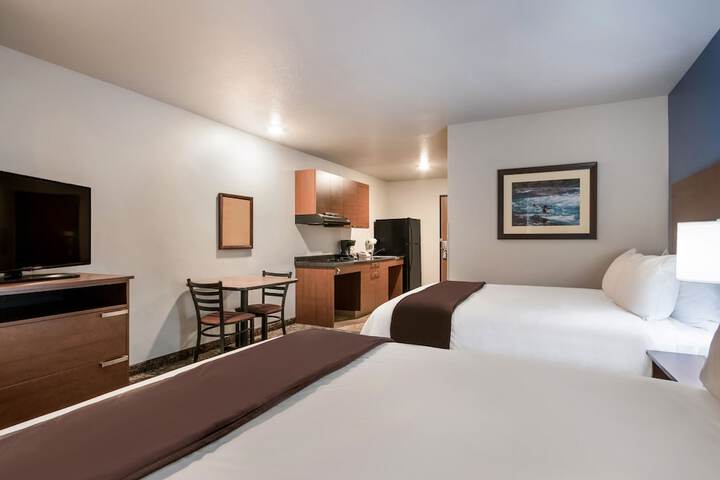 Room 33 of 41