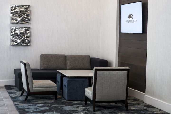 DoubleTree by Hilton Rochester