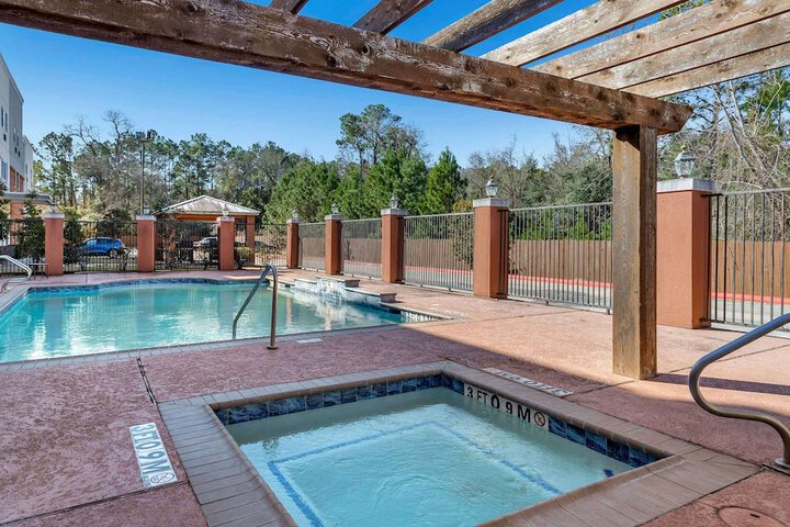 Pool 5 of 41