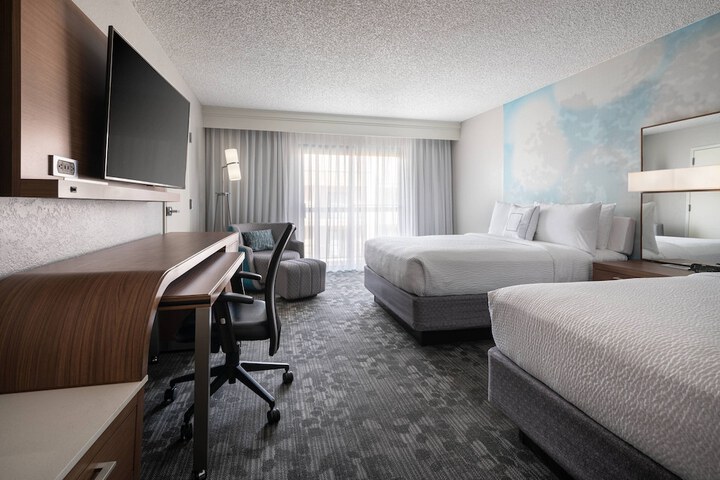 Room 19 of 29