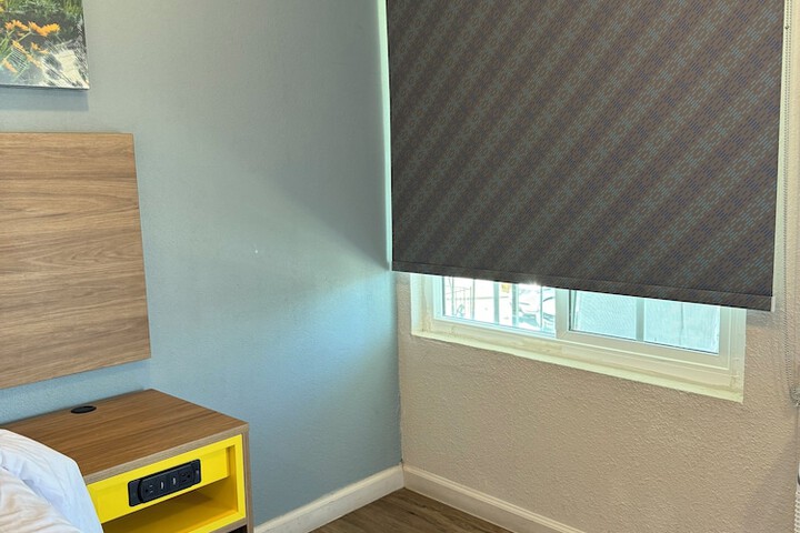 Room 21 of 40