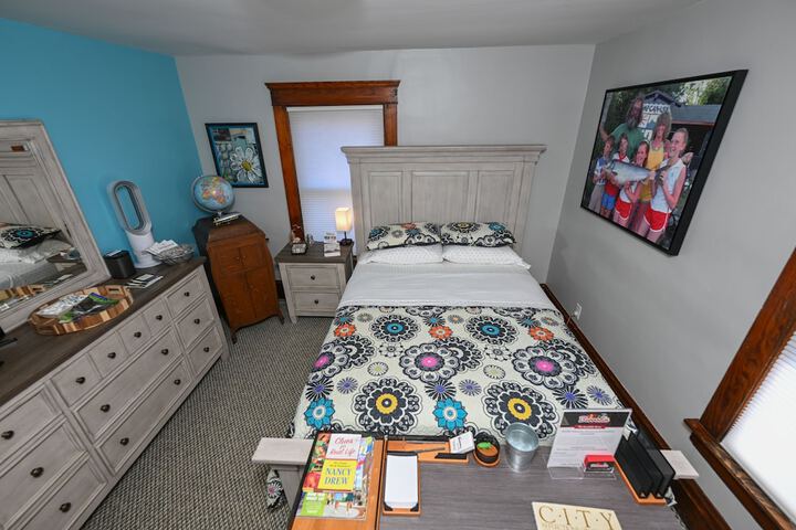 Room 97 of 276