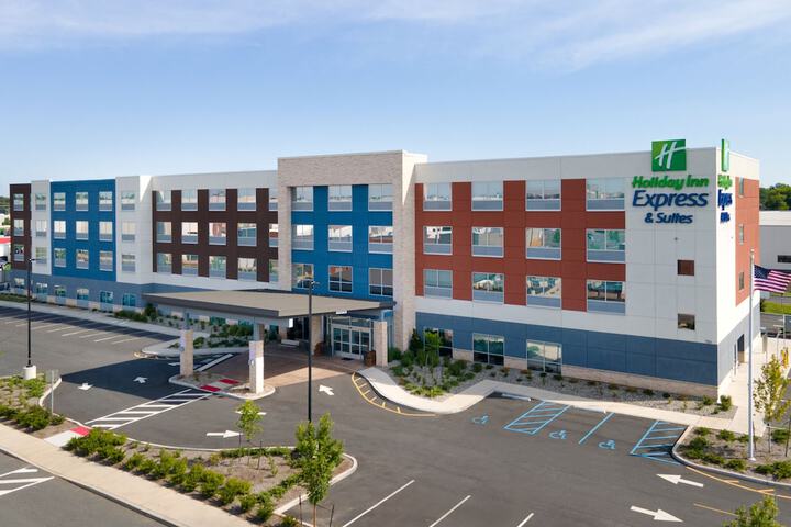 Holiday Inn Express & Suites Linden – Newark South by IHG
