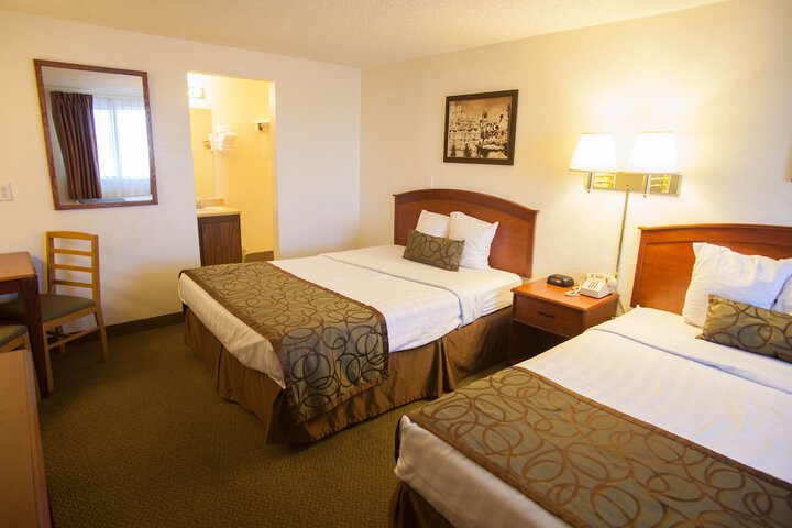 Room 16 of 39