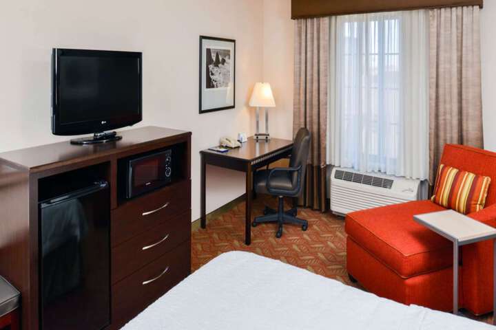 Room 39 of 60