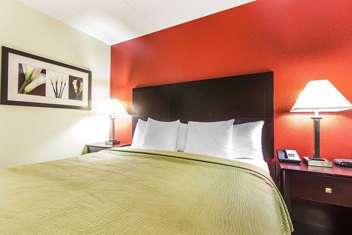 Room 22 of 32