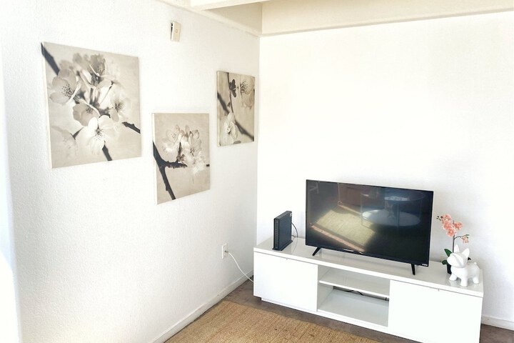 Room 65 of 136