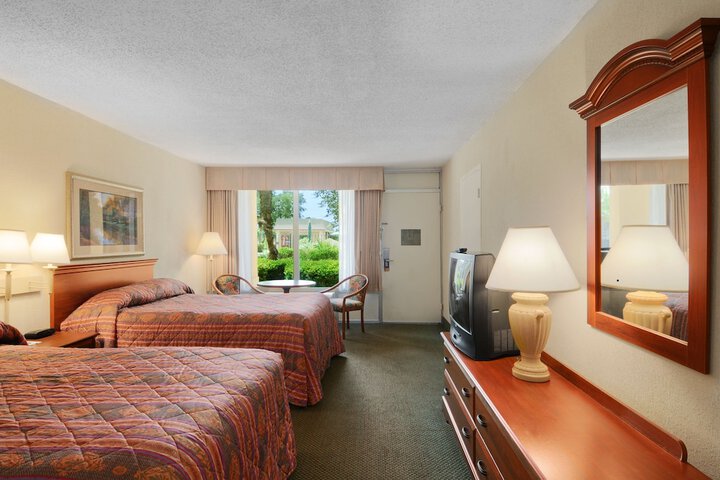Room 29 of 43