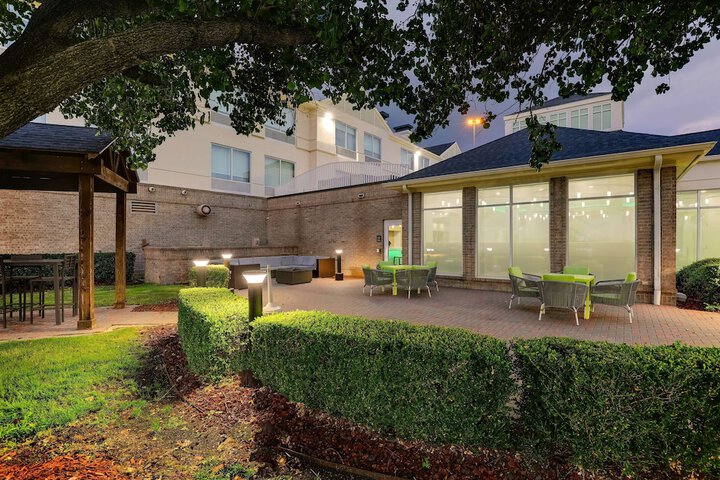 Terrace/Patio 66 of 68