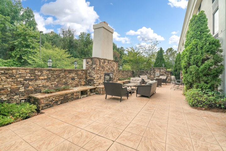 Terrace/Patio 42 of 43