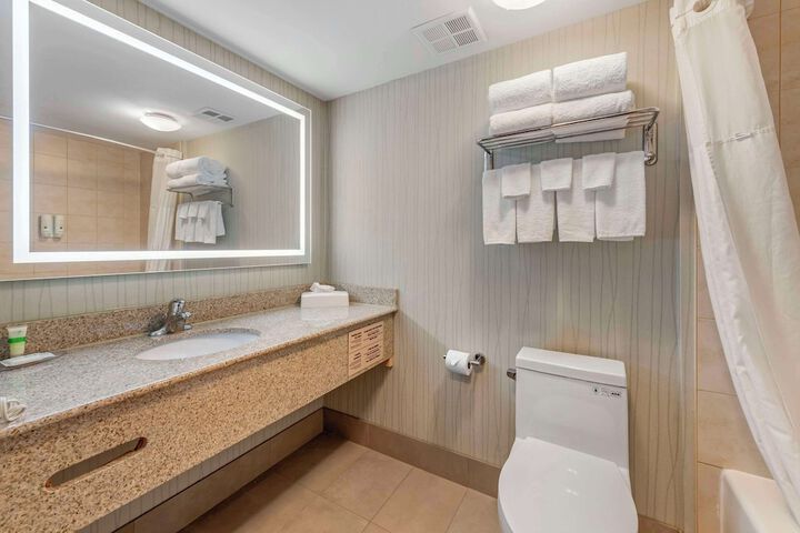 Room 14 of 40