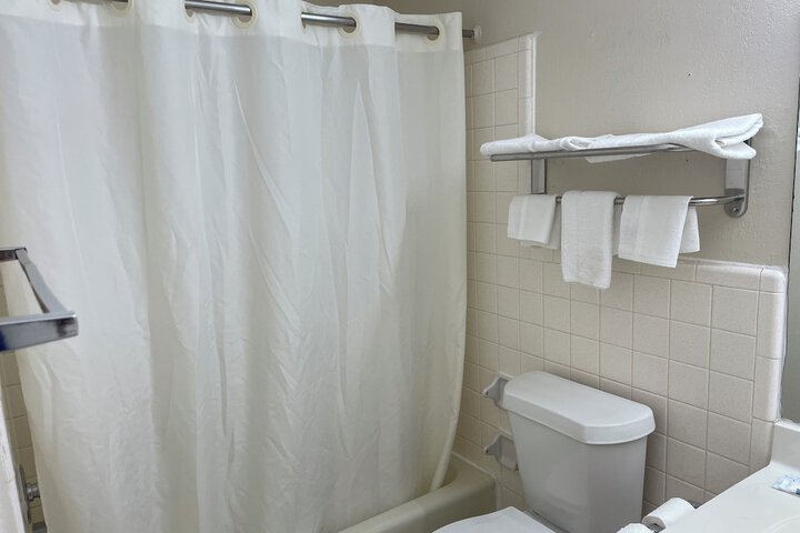 Room 15 of 17