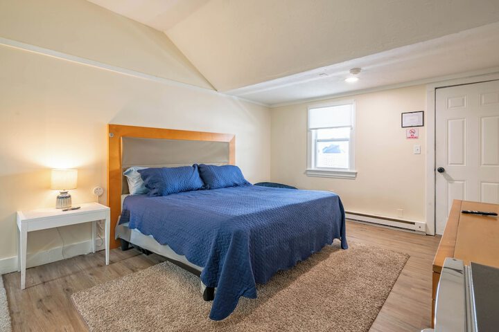 Jonathan Edwards Motel