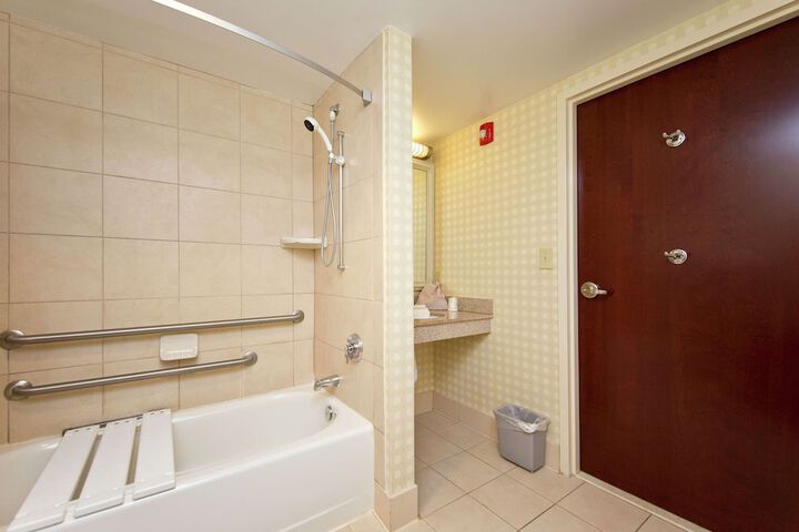 Room 34 of 57