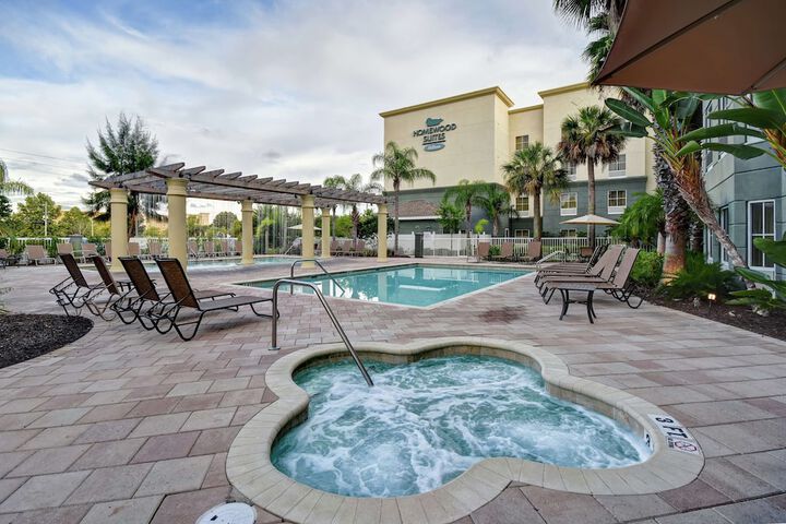 Homewood Suites by Hilton Tampa - Port Richey