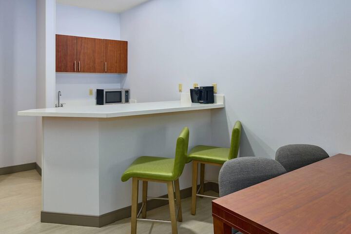 Comfort Suites Springfield-Eugene